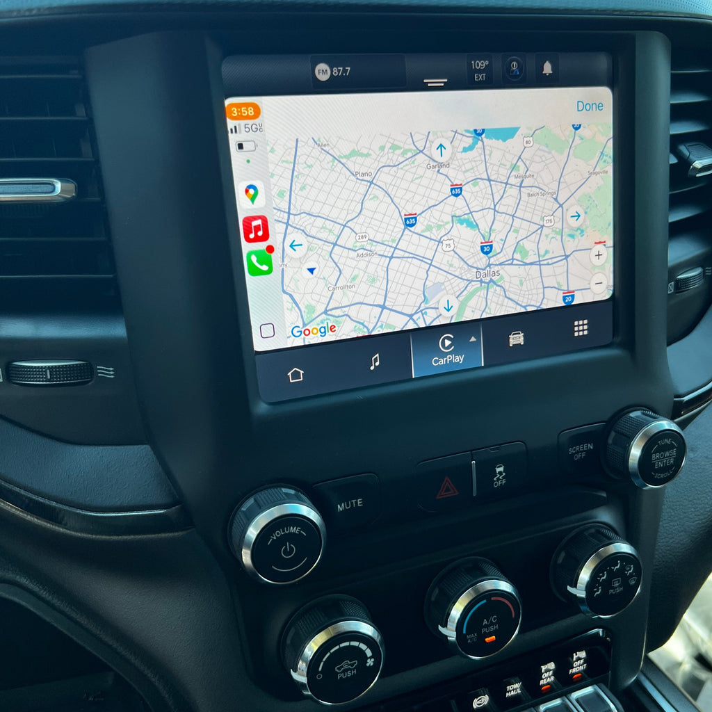 2019–2024 RAM 1500/2500/3500 UBD Uconnect 5 8.4″ Touchscreen Upgrade Kit (Wireless CarPlay / Android Auto)